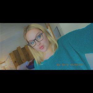 Meet your Posher, Riley